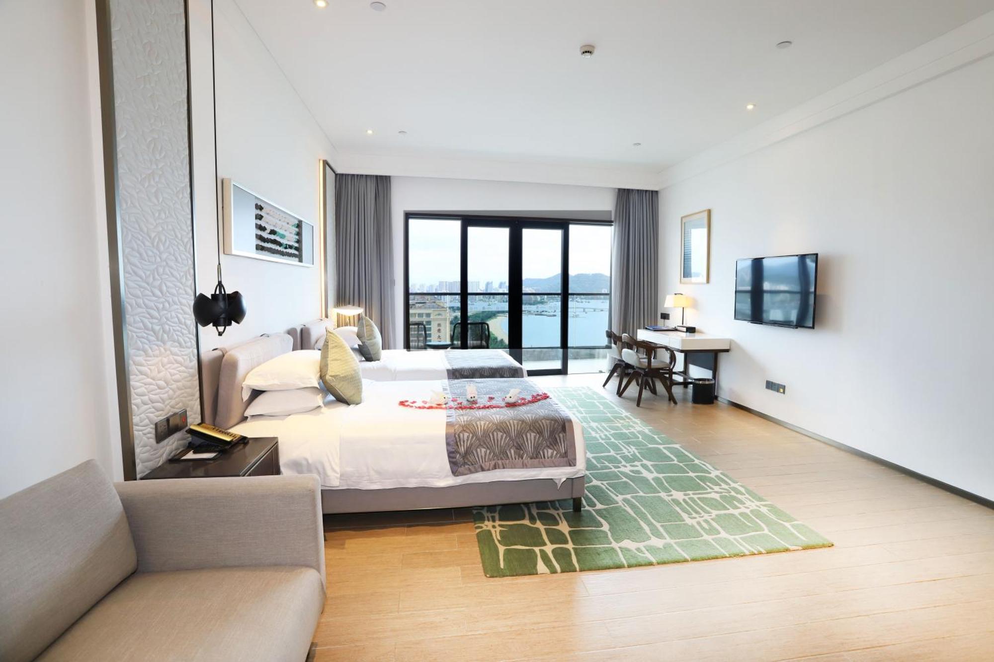 Rock Platinum Sea View Hotel Sanya Exterior foto