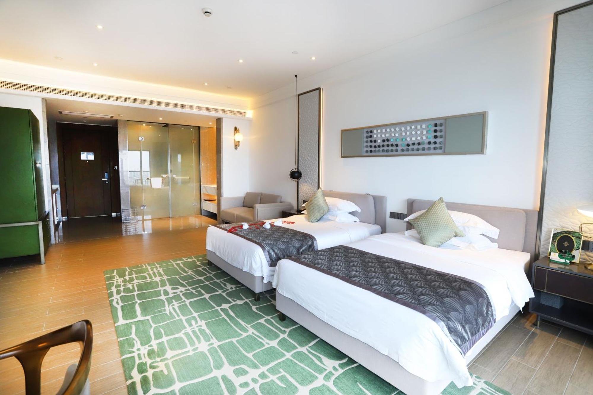 Rock Platinum Sea View Hotel Sanya Exterior foto