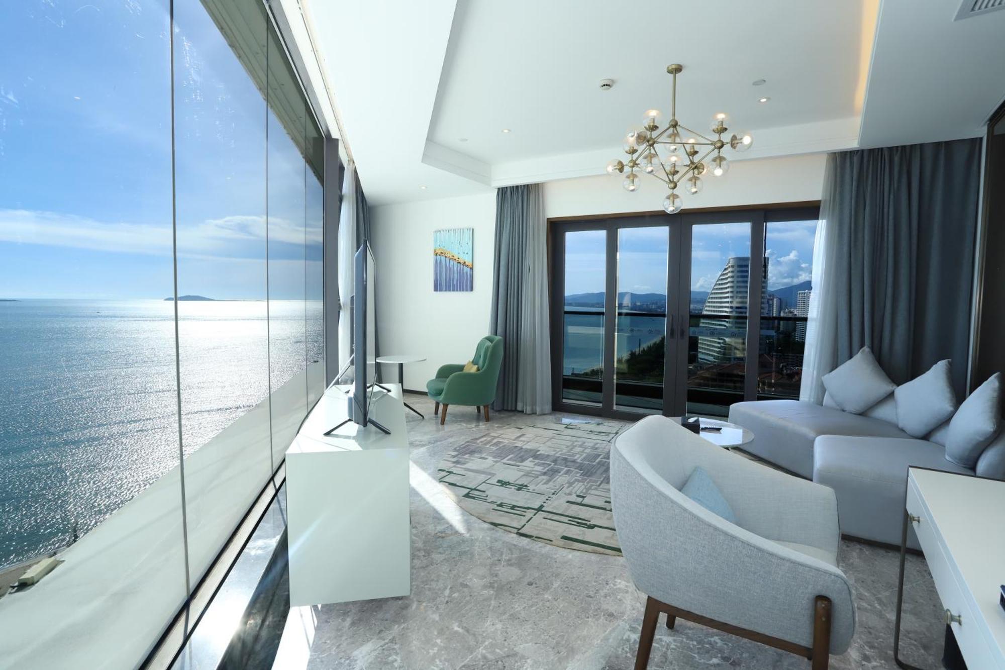 Rock Platinum Sea View Hotel Sanya Exterior foto